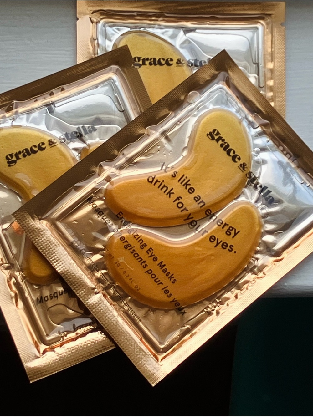 Grace & Stella energizing eye mask set